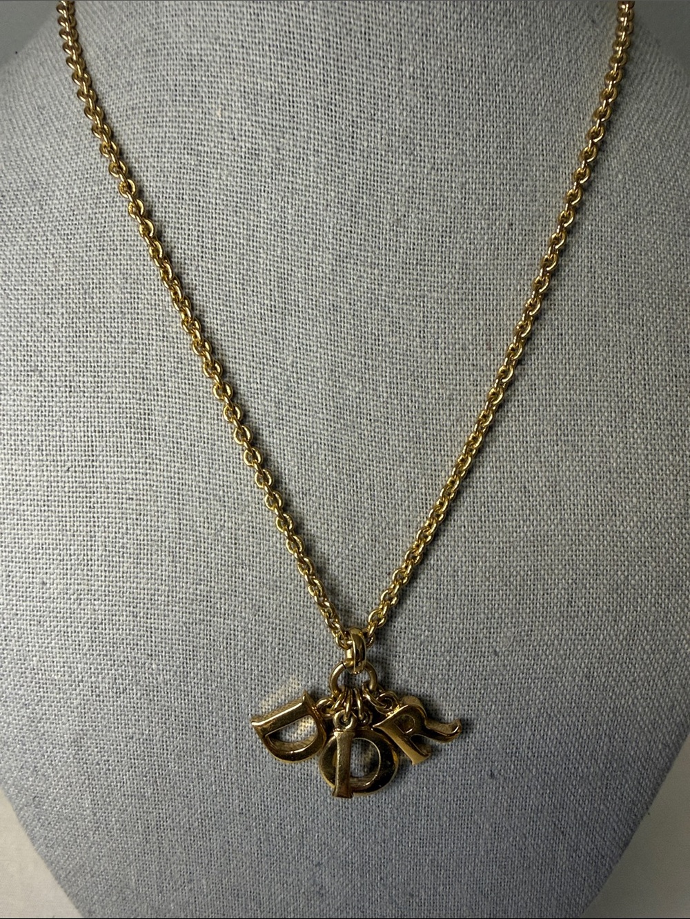 Christian Dior Logo Charm Gold Tone Pendant Necklace Vintage - Picture 3 of 5
